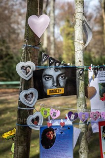 DEU Germany Germany Berlin A tree with fan mail to Michael Jackson has been erected in the