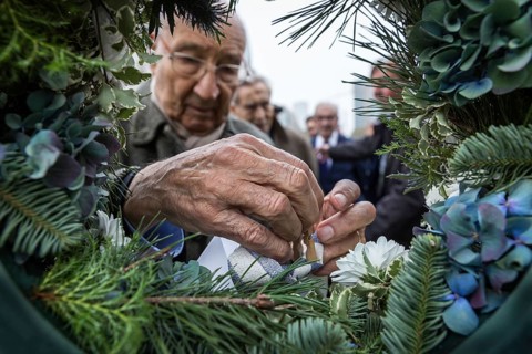 DEU Germany Germany Berlin Former Jewish concentration camp inmates join Polish schoolchildren in