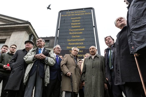 DEU Germany Germany Berlin Former Jewish concentration camp inmates join Polish schoolchildren in