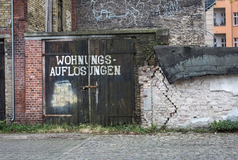 DEU Germany Germany Berlin A garage labelled Wohnungsauflösungen in Schöneberg