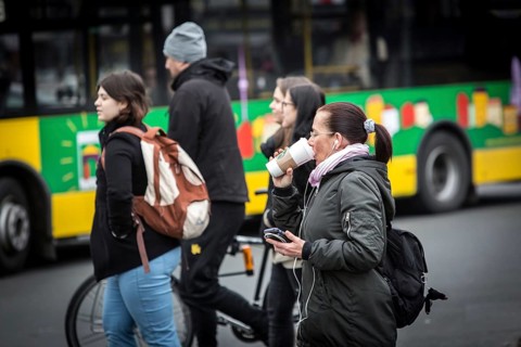 DEU Germany Germany Berlin A pedestrian crosses a pedestrian crossing near Bahnhof Zoo with a