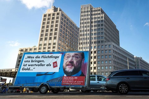 DEU Germany Germany Berlin Car supporter with AFD poster against Schulz refugee policy on Potsdamer