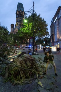 DEU Germany Germany Berlin Fire brigade operation on Kurfürstendamm. Storm Xavier had caused trees