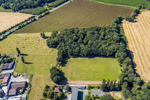 Aerial view, primary school Josefschule, sports field, Hamm, Ruhr area, North Rhine-Westphalia,