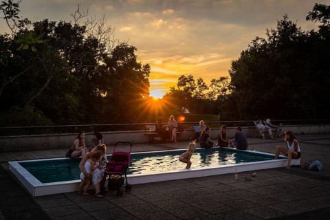 DEU Germany Germany Berlin A temporary swimming pool on the roof terrace of the HKW