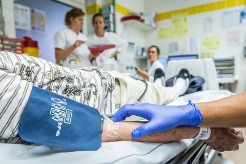 DEU Germany Germany Berlin Scenes in the emergency room of Gertrauden Hospital