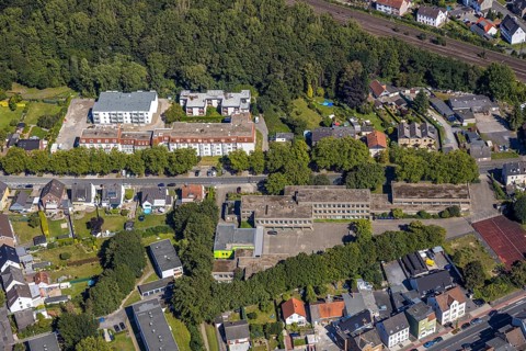 Aerial photo, Wolfgang-Glaubitz-Seniorenzentrum, Hauptschule Karlschule, Hamm, Ruhr area, North