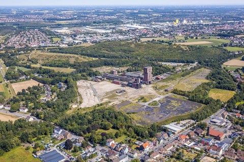 Aerial view, Former Ost colliery, Old Heinrich-Robert colliery, Hammerhead tower, former colliery,
