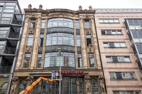 DEU Germany Germany Berlin The dismantling of the TAZ lettering on the old TAZ building on