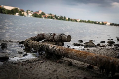 DEU Germany Germany Strausberg Shore pictures of Straussee Rotten water pipe on shore property