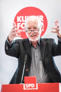 DEU Germany Germany Berlin Book presentation at the SPD Cultural Forum by Munich's former Lord