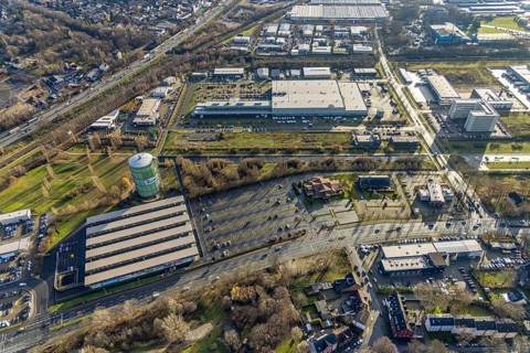 Aerial view, gasometer Herne, industrial area Lindenallee, Holsterhausen, Herne, Ruhr area, North