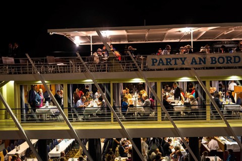 DEU Germany Germany Dresden Impressions of election day in the capital of Saxony AFD boat to