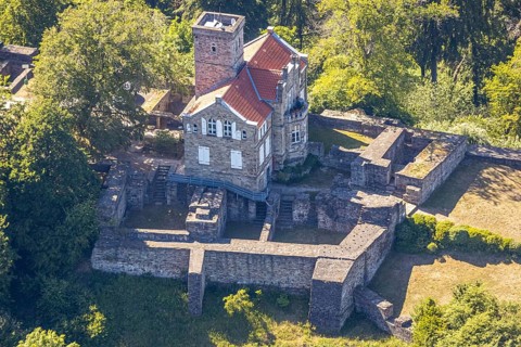 Aerial view, Isenberg Castle, Isenburg, Hattingen, Ruhr area, North Rhine-Westphalia, Germany,