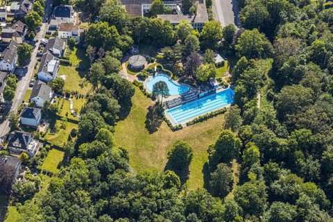 Aerial view, outdoor swimming pool Welper, Blankenstein, Hattingen, Ruhr area, North