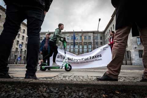 DEU Germany Germany Berlin Around 25 participants organise the second rally of the tuesdaysfortaxes