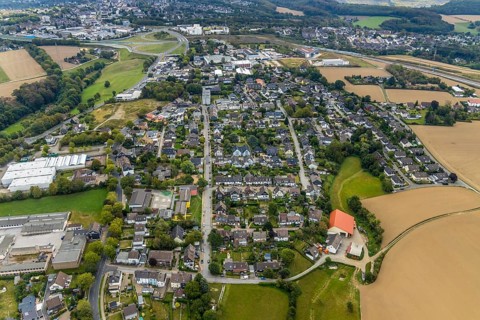 Aerial view, commercial area, Schwepper Beschlag GmbH, residential area local view Hetterscheidt,