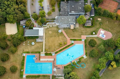 Aerial view, HeljensBad, Heiligenhaus, Ruhr area, North Rhine-Westphalia, Germany, bathing
