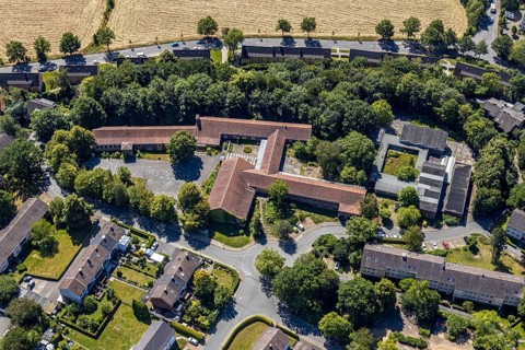 Aerial view, former primary school Im Dorf, Am Berge, former Albert-Schweitzer-Schule, Eicklohweg,