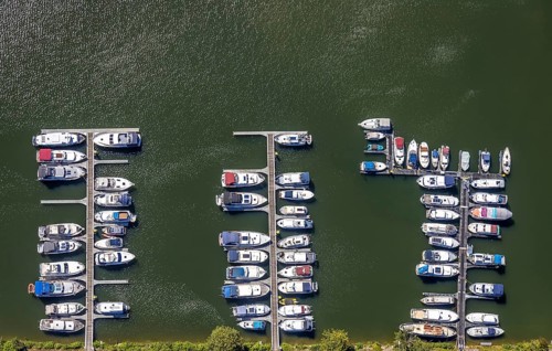 Aerial view, boats at the jetty, Rhine-Herne Canal, water sports club Herne 1920, Herne, Ruhr area,