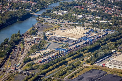 Aerial photograph, industrial estate Am Westhafen, CTH Container Terminal Herne GmbH, Müller - Die