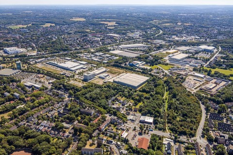Aerial view, gasometer Herne, industrial area Lindenallee, Herne, Ruhr area, North