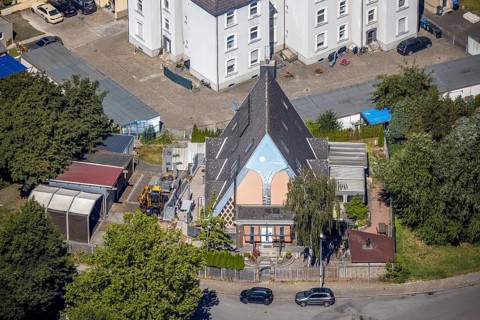 Aerial view, residential buildings Gneisenaustraße, renovation of a gabled house, Herne, Ruhr area,