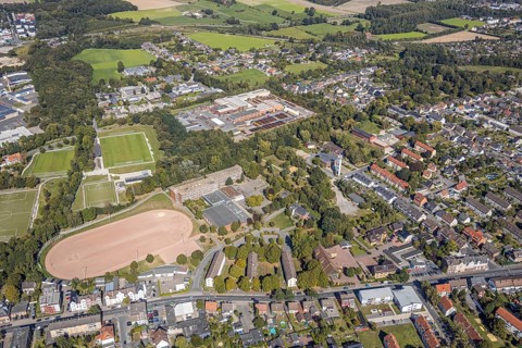 Aerial photo, Galilei-Gymnasium, Adolf-Brühl-Stadion, Kirche Maria Königin, Hamm, Ruhr area, North
