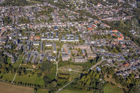 Aerial view, residential area Rheinsberger Platz, urban garden Kornmersch, Kornmersch, Hamm, Ruhr