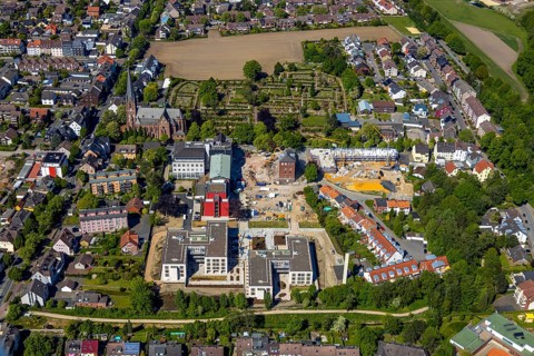 Aerial view, Bildungszentrum Ruhr, Widumer Quartier residential area, church, Kath. Kirchengemeinde