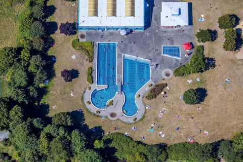 Aerial view, swimming pool south pool, Herne, Ruhr area, North Rhine-Westphalia, Germany, distance