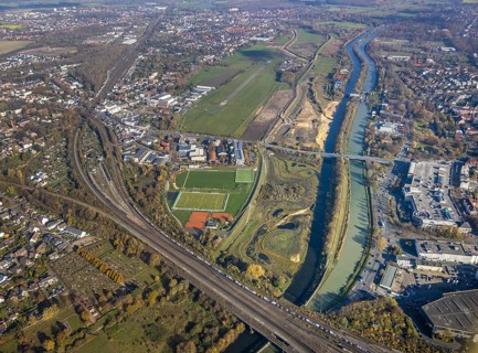 Aerial view, Hamm airfield, Lippe floodplain, Münsterstraße, Hamm lock, Lippe river, Datteln-Hamm