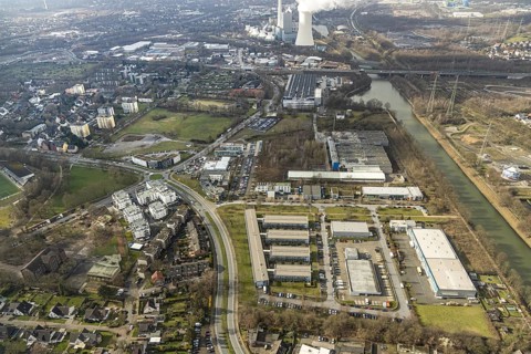 Aerial view, industrial area at the Rhine-Herne Canal Westring / Bahnhohstraße with Bofrost / bush