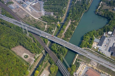Motorway bridge A43 over the Rhine-Herne Canal will be closed for trucks, Emscher, A43 motorway,