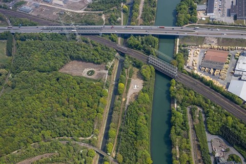 Motorway bridge A43 over the Rhine-Herne Canal will be closed for trucks, Emscher, A43 motorway,