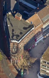 Aerial view, listed office building and commercial building with round balcony, at Westentor,