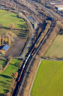 Aerial view, railway tracks, railway line, railway tracks at Rathenaustraße, Wiescherhöfen, Hamm,