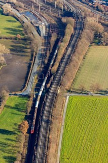 Aerial view, railway tracks, railway line, railway tracks at Rathenaustraße, Wiescherhöfen, Hamm,