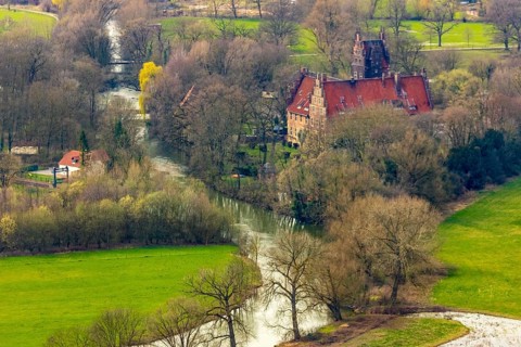 Aerial view, Schloss Heessen public school and boarding school, river Lippe, park, Hamm, Ruhr area,