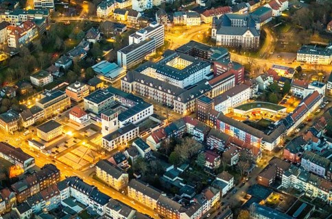 Aerial photo, Volksbank Hamm, Hamm head office, Gothestraße, Hohe Straße, Hamm prison, police