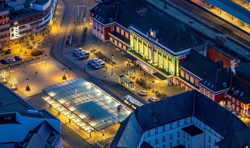 Aerial view, night view of Hamm main station, Bahbofsvorplatz, Hamm library, Platz der Deutschen