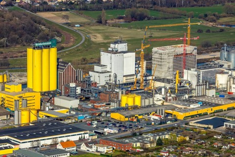 Aerial photo, Brökelmann Ölmühle GmbH, Jeckering, industrial plants Speicherstraße, construction
