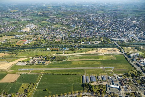 Hamm-Lippewiesen airfield EDLH, runway markings, Lippe reconstruction, Lippe river, Hamm, Ruhr