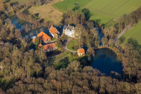 Aerial view, Schloss Ermelinghof, castle park, Hamm, Ruhr area, North Rhine-Westphalia, Germany,