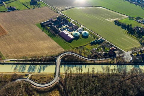 Aerial view, pig fattening farm Rörig KG, bridge Alter Uentroper Weg, Redoute 22, Datteln-Hamm