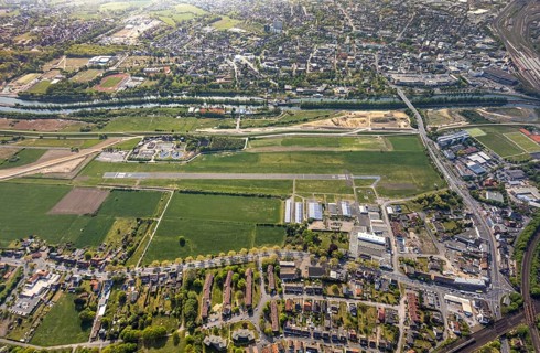 Hamm-Lippewiesen airfield EDLH, runway markings, Lippe reconstruction, Lippe river, Hamm, Ruhr