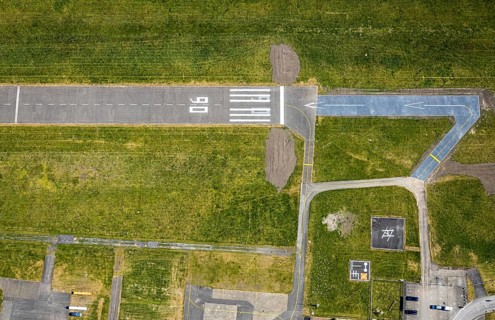 Aerial photo, Hamm-Lippewiesen airfield EDLH, runway markings, Lippe reconstruction, Lippe river,