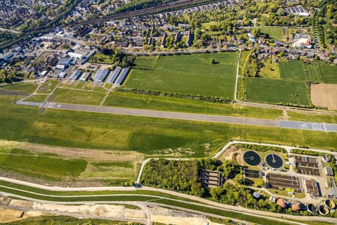 Aerial photo, Hamm-Lippewiesen airfield EDLH, runway markings, Lippe reconstruction, Lippe river,