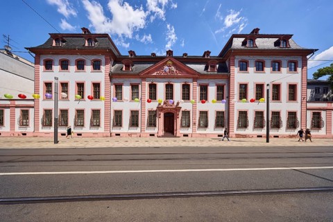 Erthaler Hof, Adelshof, architectural style classicism, façade with windows and door, historic