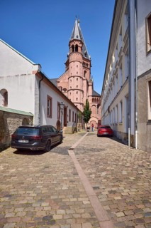 Mainzer Cathedral, St. Martin Cathedral, general architecture, houses, lantern, street made of